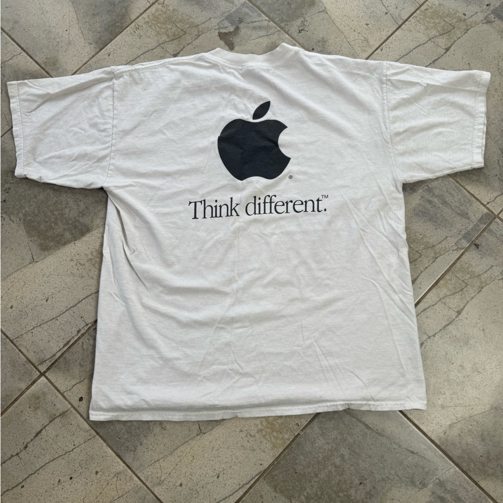 Apple TShirt